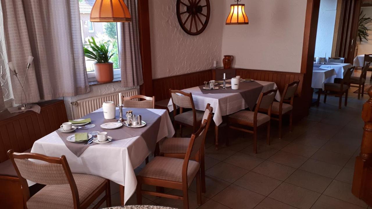 Gasthaus Deutsches Haus Garni Wunstorf Ngoại thất bức ảnh